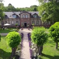 Ferienwohnungen im Gutshaus Groß Upahl, khách sạn ở Groß Upahl