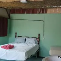 Árbol de mayo, hotel en Jiménez