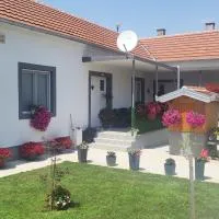 Apartman Villa Ruža, hotel Galambócon