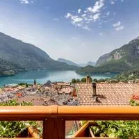 Hotel Lory - Molveno - Dolomiti, ξενοδοχείο σε Molveno
