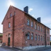 Pension zur Bahn, отель в городе Hessen