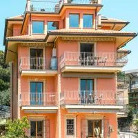 Kriss Apartments, хотел в Дейва Марина