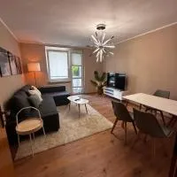 3-Zimmer Ferienunterkunft inkl Parkplatz und Balkon, mit Nähe zum See,呂德爾斯多夫的飯店