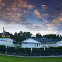 Fraser Bridge Inn, hotel in Quesnel