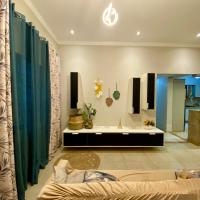 Moderna y Unica casa independiente con jard&iacute;n y estacionamiento, Hotel in der N&auml;he vom Flughafen Guarani, Ciudad del Este