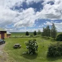 Beautiful Big Farm House with Spectacular Meteor Site View, hotel v destinaci Vaasa