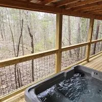 HotTub, Arcade - Less than 15 min to all RRG Attractions, hotel en Rogers