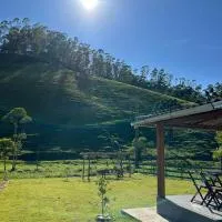 Refúgio do Córrego em Patrimônio da Penha, hotel en Divino de São Lourenço