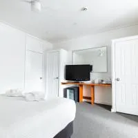 Unanderra Hotel, hótel í Unanderra