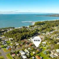 Coral Villa by Experience Jervis Bay, hotell i Huskisson