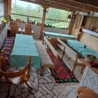 Katun Ljeljenak, hotel in Plužine
