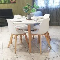 Studio Cosy au Calme, RER-2arrêts Stade-25minParis,斯坦的飯店