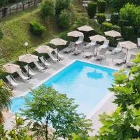 Hotel Fossati, hótel í Triuggio