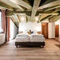 Hotel La Noria, hotel a Commezzadura