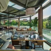 Park Inn by Radisson Istanbul Airport Odayeri، فندق في إسطنبول