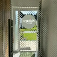 Arnold's Nest, хотел в Kotlje