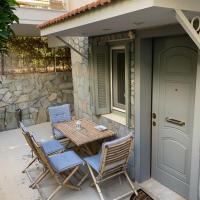 Dori's Seaside Apartment, Hotel in Athen