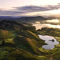 Predator Ridge Resort, hotel in Okanagan Landing