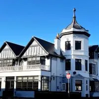 The Bay Hotel โรงแรมในเพเว็นซีย์