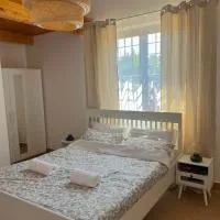 EQUIFLY naturalhouse alloggio turistico, hotel a Manziana