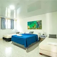 Hotel El Pirata Morgan: Providencia'da bir otel
