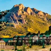 Taharaa Mountain Lodge, hotell i Estes Park