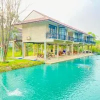 Tree House Home Stay บ้านต้นไม้โฮมสเตย์อุทัยธานี, hôtel à Uthai Thani