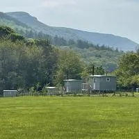 Viesnīca Rosemary Shepherds Hut, Clay Bank Huts pilsētā Ingleby