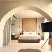 Villa Faros small hotel and restaurant, hotel em Praia de Aliko