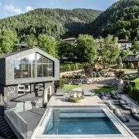 Hotel Ravelli Luxury Spa, hotel din Mezzana