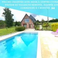 La Villa Bucaille à Camembert - Vue - Piscine chauffée - Confidentielle, hotelli kohteessa Camembert