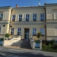 Hotel Dakol, хотел в Petrovice u Karviné