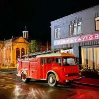 Hokitika Fire Station Boutique Accommodation, hotel di Hokitika