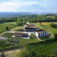 Cascina Rüral, hotel u gradu Montafia