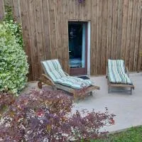 Gîte Cosy Grand confort dans un écrin de verdure, hotel in Agudelle