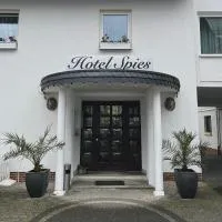 Hotel Spies, hotel Gladenbachban