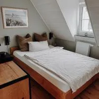 Stilvolles Gästezimmer mit Bad in Mechernich-Zentrum, khách sạn ở Mechernich