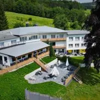 Gersfeld में, होटल Hotel Berghof Wasserkuppe und Gästehaus Fuldaquelle