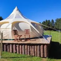 Glamping - Tent , Tält Zelt-Lodge Vindelälven, hótel í Blattniksele