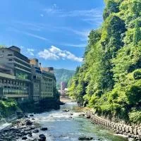 Tsuetate Onsen Hotel Hizenya, hotel en Oguni