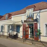 Centrum Panzió, hotel em Szentendre
