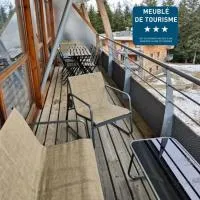Viesnīca Appartement 3 étoiles au pied des pistes avec balcon été pilsētā Šamrusa