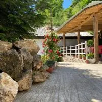 Guest House BOZVILL, готель у місті Bozovec