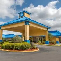 Rodeway Inn Clermont North, хотел в Клермонт