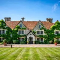 Boys Hall, hotel u gradu 'Willesborough'