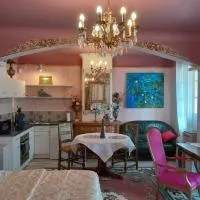 Studio Magenta, hotel i Vinça