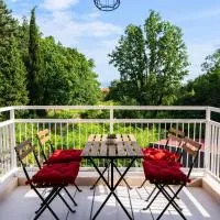 Lumos Residence - Free private parking, hotel en Matulji