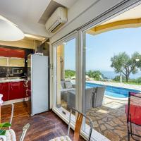 Ad Maiora with Shared Pool, hotel a Rabac