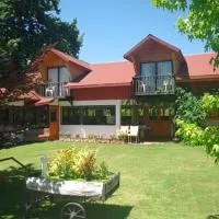 Hotel Los Pequenes, отель в городе El Romeral