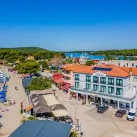 Hotel Koral, hotel v Medulinu